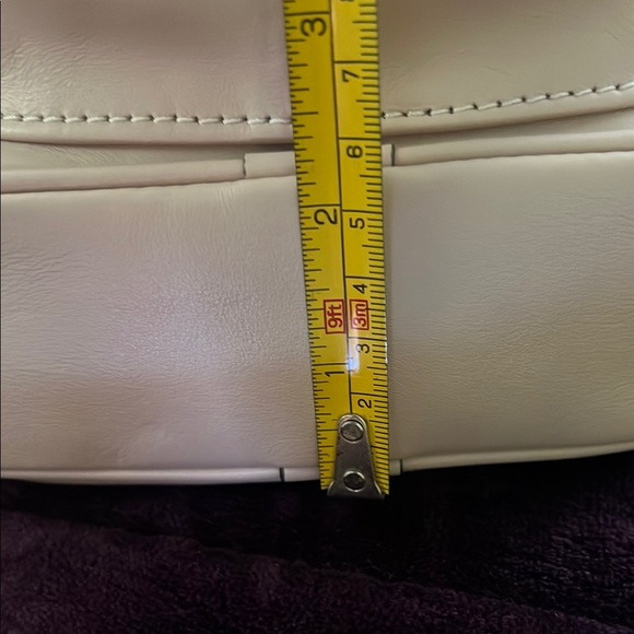 Valentino Pink Crossbody Bag with Studded Design - Picture 6 of 6